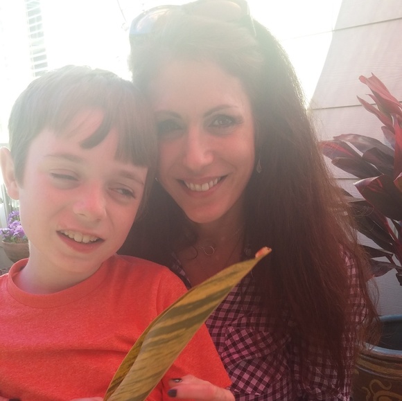 Meet your Posher, Natalie - Picture 4 of 4